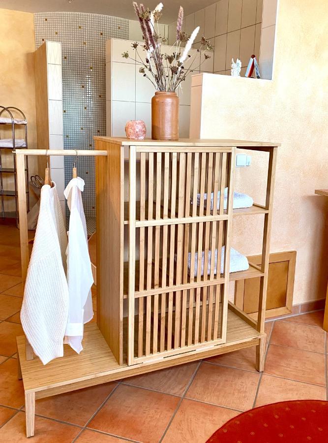 Private Spa Mit Sauna Und Whirlpool シュロツベルク エクステリア 写真